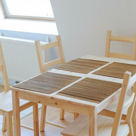 Central Living Apartments - Rathaus Виена Екстериор снимка