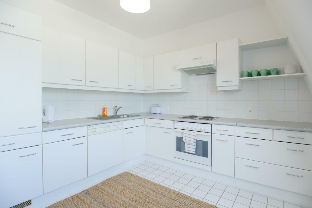 Central Living Apartments - Rathaus Виена Екстериор снимка